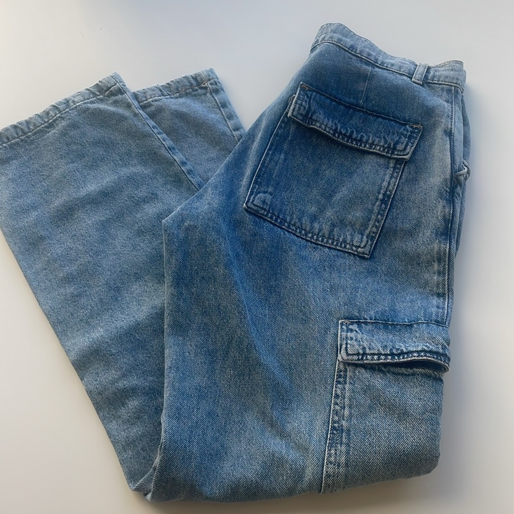 Mango cargo jeans sz 6, never worn